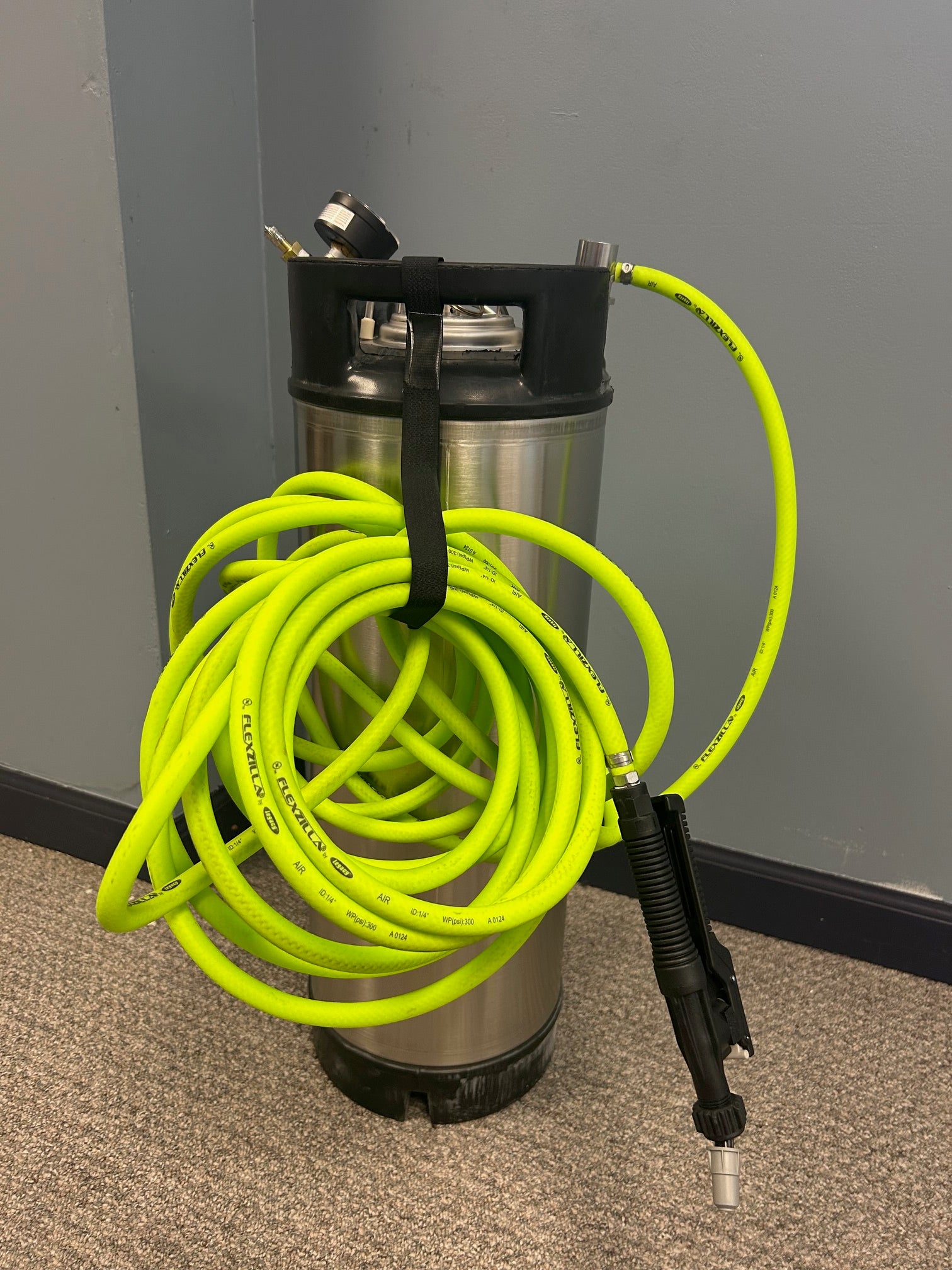 Italian AEB 5 Gallon Stainless Steel Rinseless Car Wash, PPF or Tinting  Sprayer